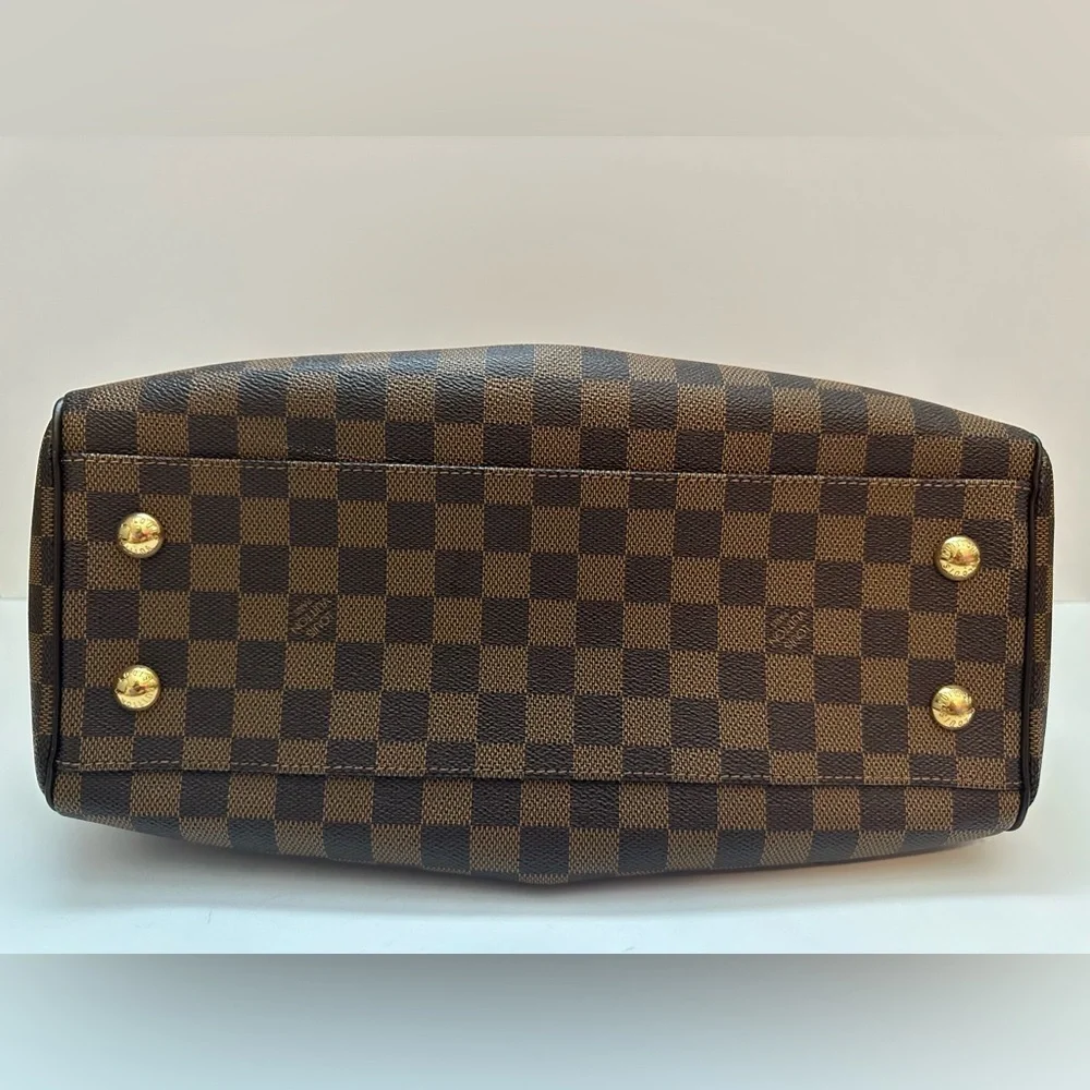 Authentic Louis Vuitton Trevi Pm Damier- Timeless Elegance